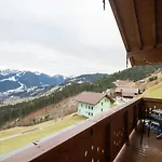In With Stunning Mountain Views Апартаменты Ваграйн