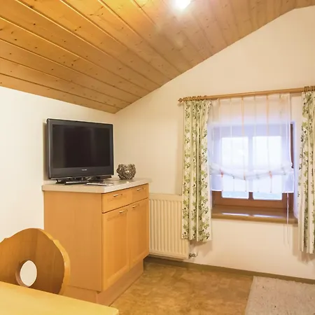 Apartment In With Stunning Mountain Views