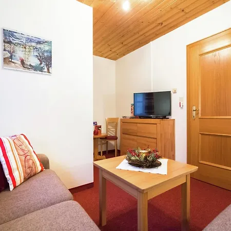 Apartment In With Stunning Mountain Views *