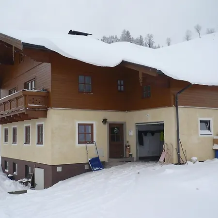 In With Stunning Mountain Views