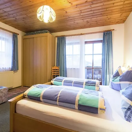 In With Stunning Mountain Views *