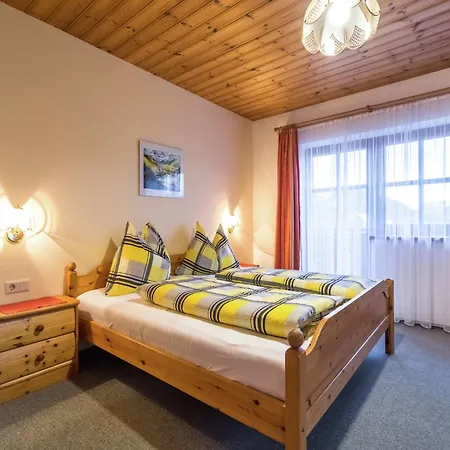 In With Stunning Mountain Views